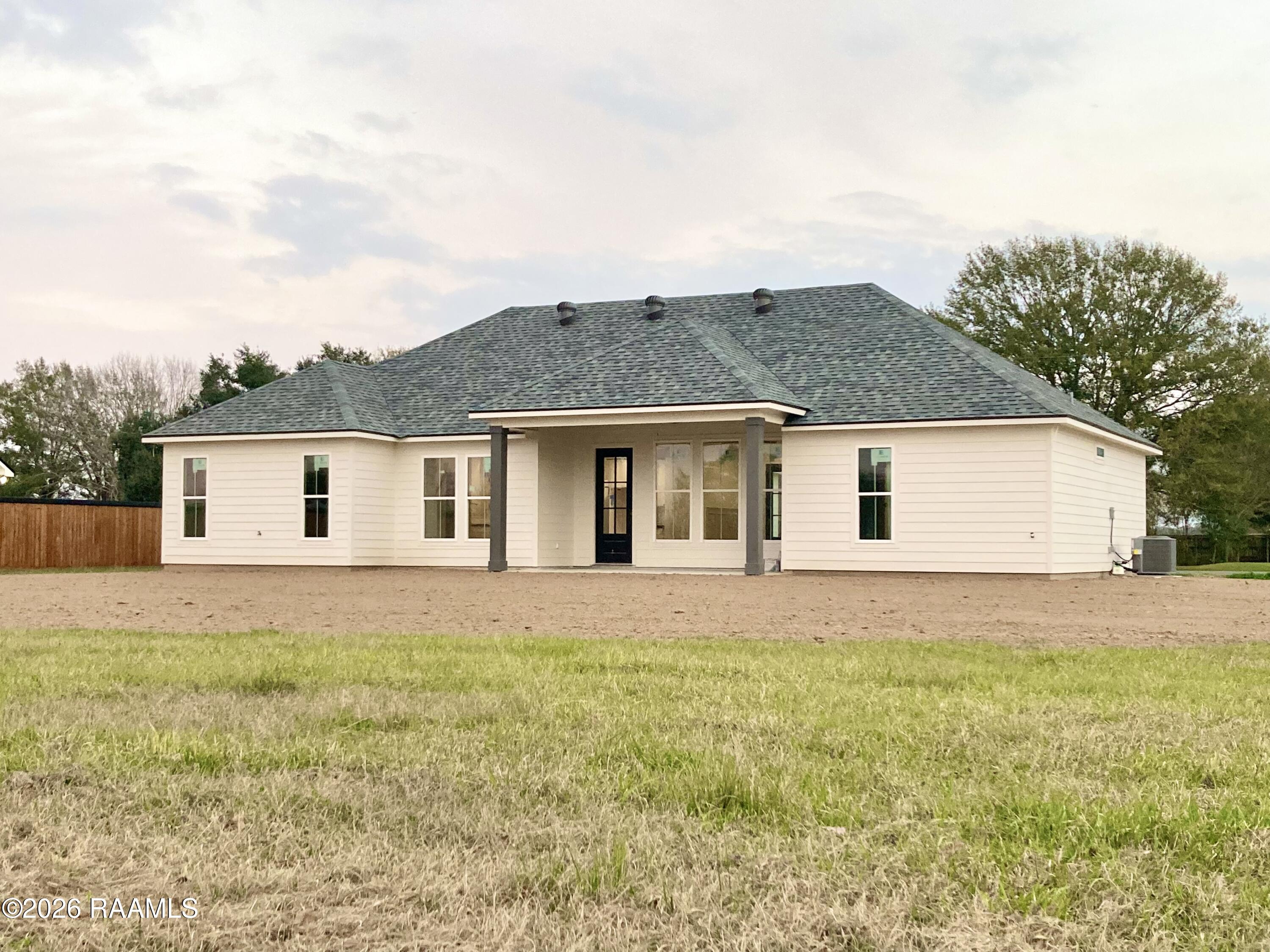 119 Guard Road Scott, LA 70583 - Photo 5 of 29 Back