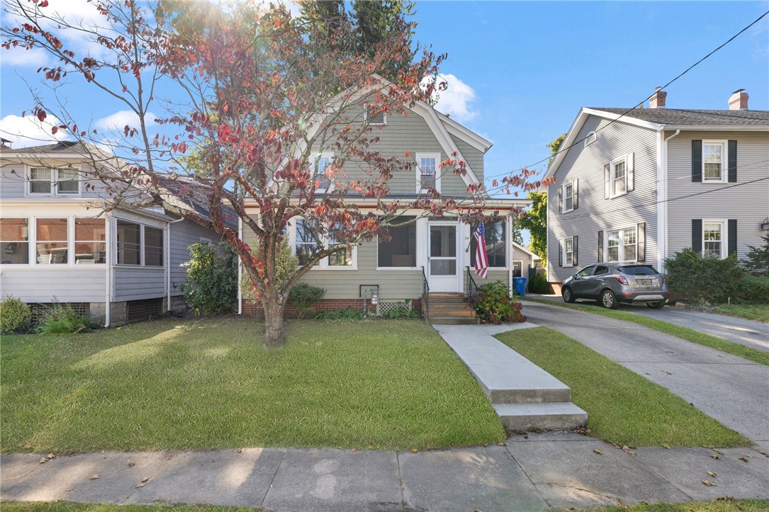 24 Cherry Road Cranston, RI 02905 - Photo 2 of 37 Gallery Image 2
