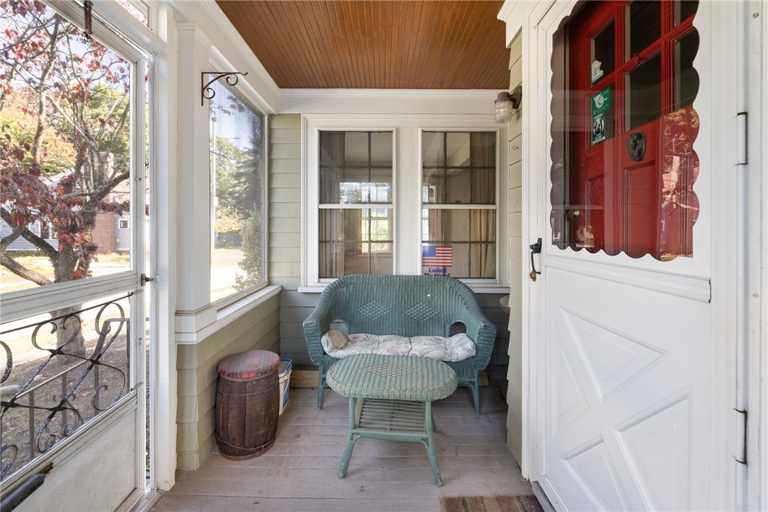 24 Cherry Road Cranston, RI 02905 - Photo 5 of 37 Gallery Image 5