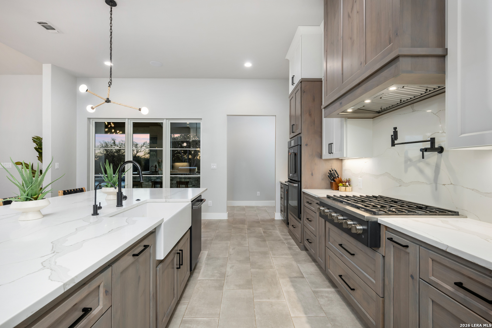 31952 Smithson Valley Road Bulverde, TX 78163 - Photo 11 of 41