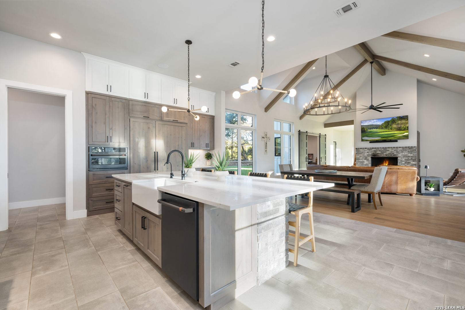 31952 Smithson Valley Road Bulverde, TX 78163 - Photo 13 of 41