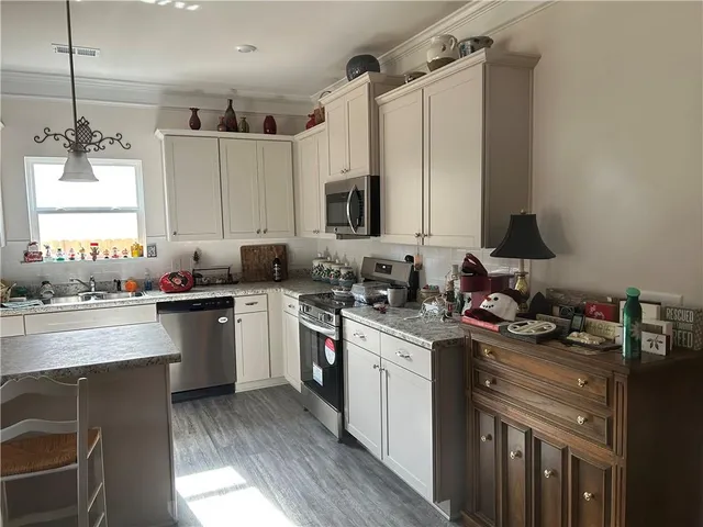 $375,000 | 100 Royal Oak Drive Northeast, Rome, GA 30165