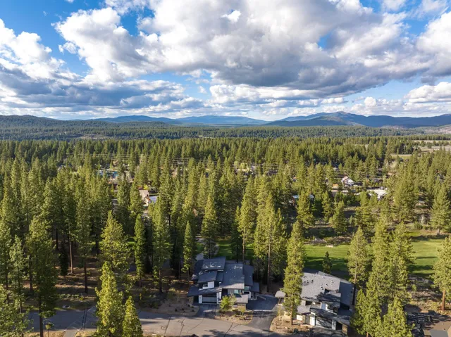 a view of outdoor space and city view