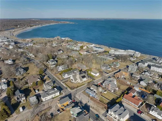 $899,000 | 126 Boon Street, Narragansett, RI 02882