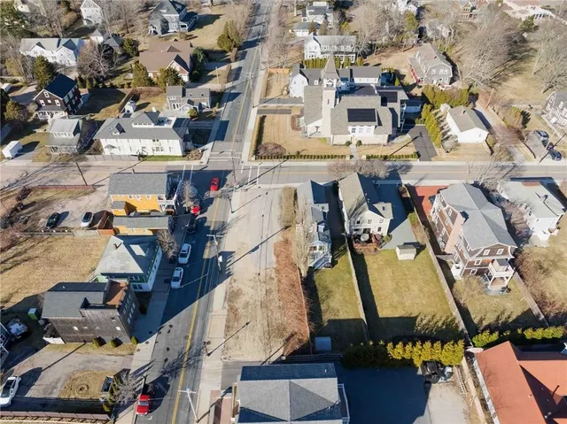 $899,000 | 126 Boon Street, Narragansett, RI 02882