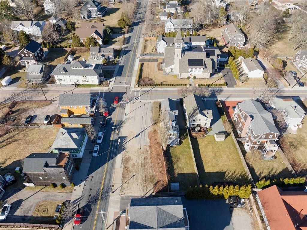 126 Boon Street Narragansett, RI 02882 - Photo 12 of 24