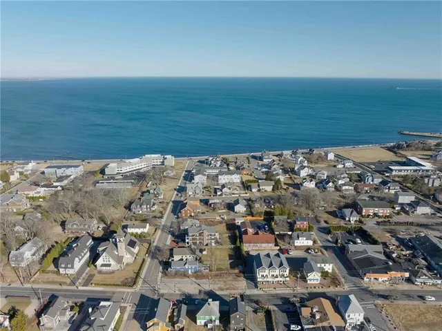$899,000 | 126 Boon Street, Narragansett, RI 02882
