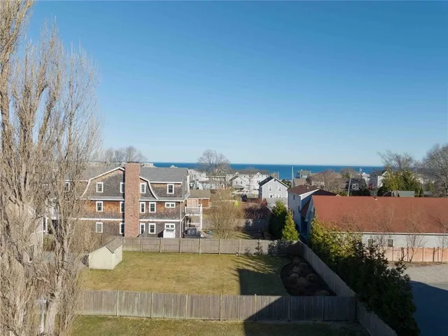 $899,000 | 126 Boon Street, Narragansett, RI 02882