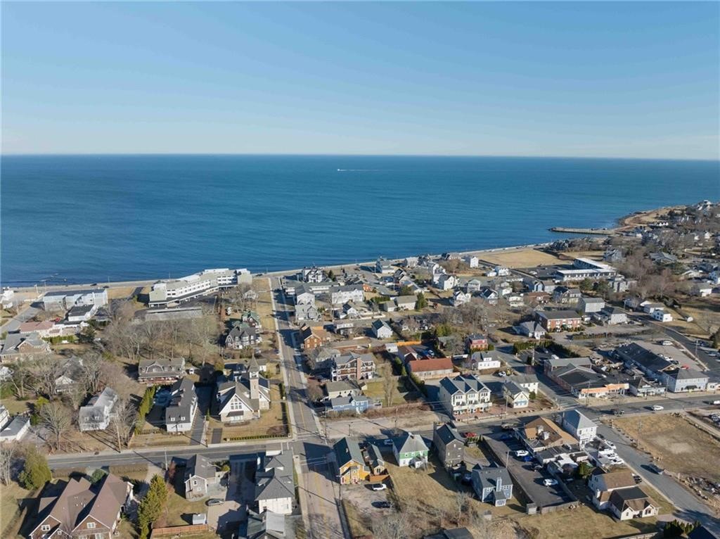 126 Boon Street Narragansett, RI 02882 - Photo 2 of 24