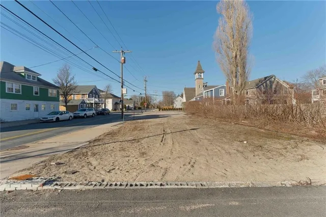 $899,000 | 126 Boon Street, Narragansett, RI 02882