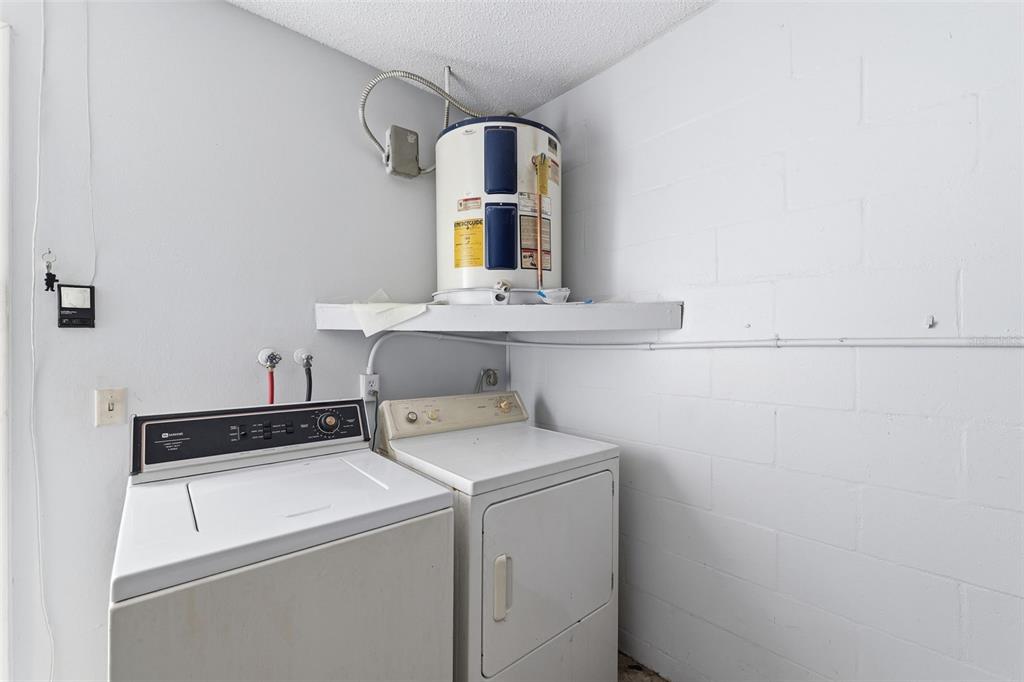 1284 London Avenue Spring Hill, FL 34606 - Photo 15 of 40