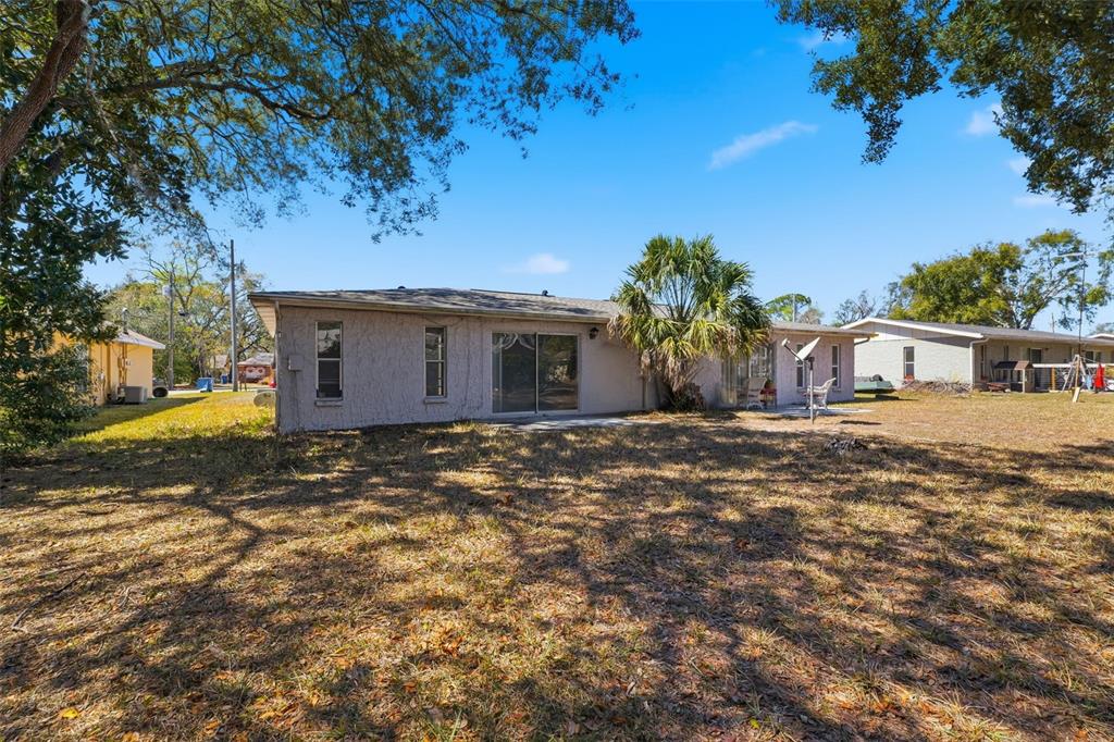 1284 London Avenue Spring Hill, FL 34606 - Photo 18 of 40