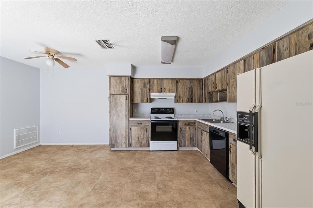 1284 London Avenue Spring Hill, FL 34606 - Photo 27 of 40