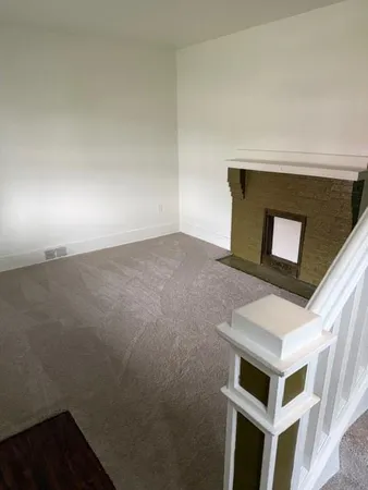 $1,250 | 810 5th Avenue, Coraopolis, PA 15108