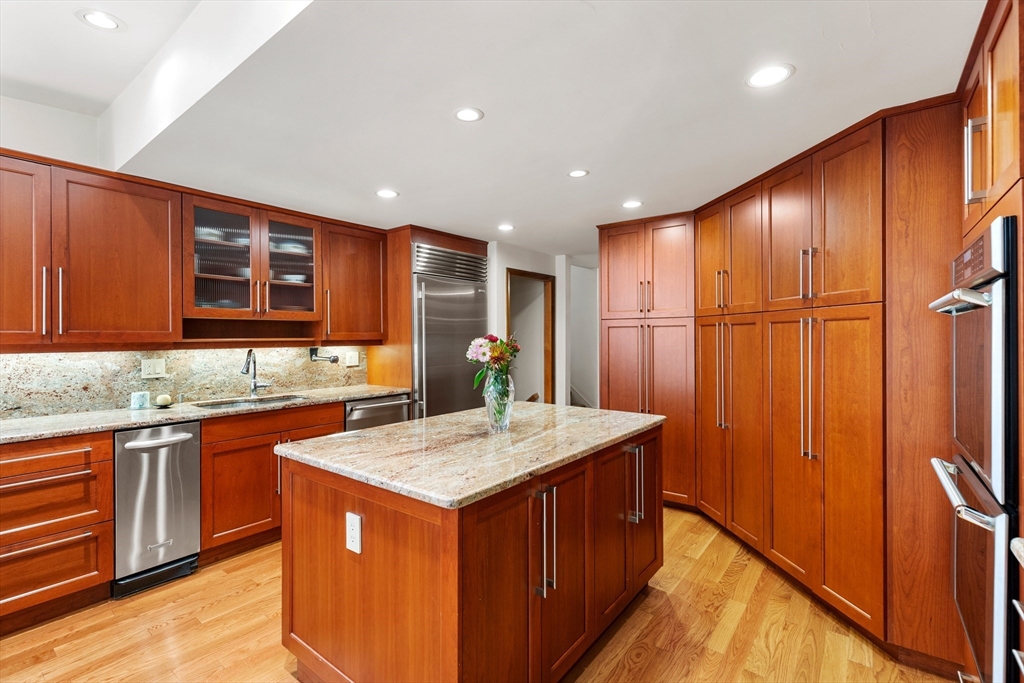 6 Maureen Road Lexington, MA 02420 - Photo 12 of 36