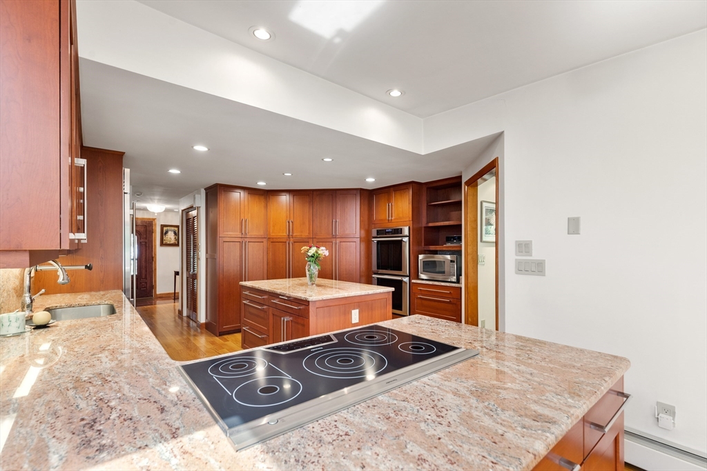 6 Maureen Road Lexington, MA 02420 - Photo 13 of 36