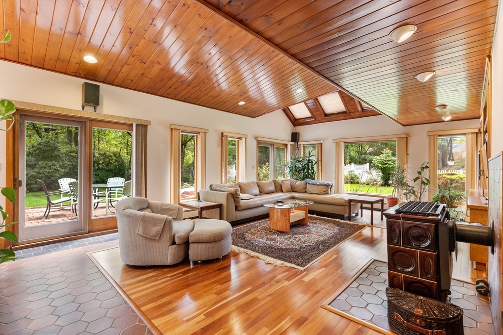 6 Maureen Road Lexington, MA 02420 - Photo 16 of 36