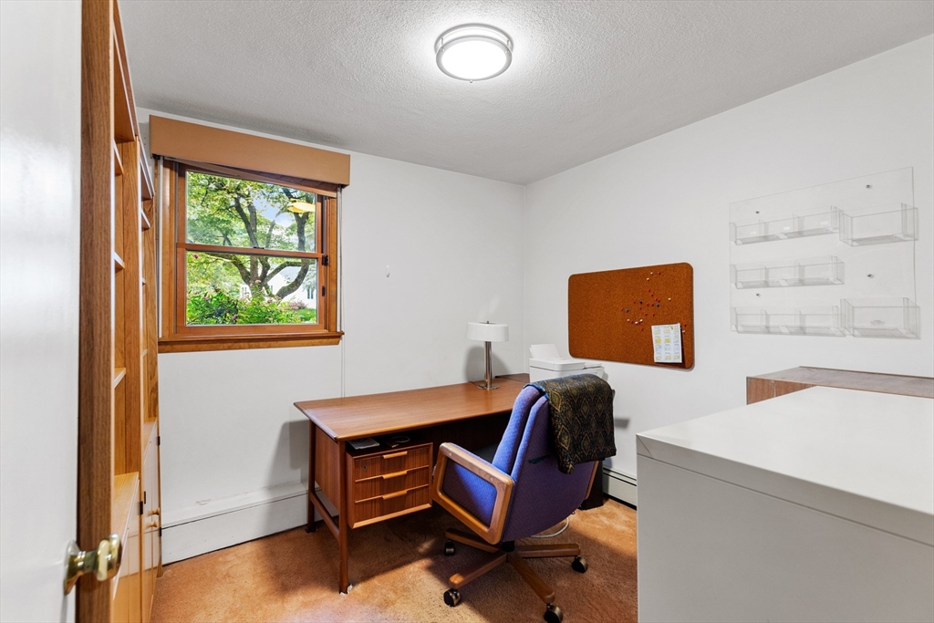 6 Maureen Road Lexington, MA 02420 - Photo 26 of 36