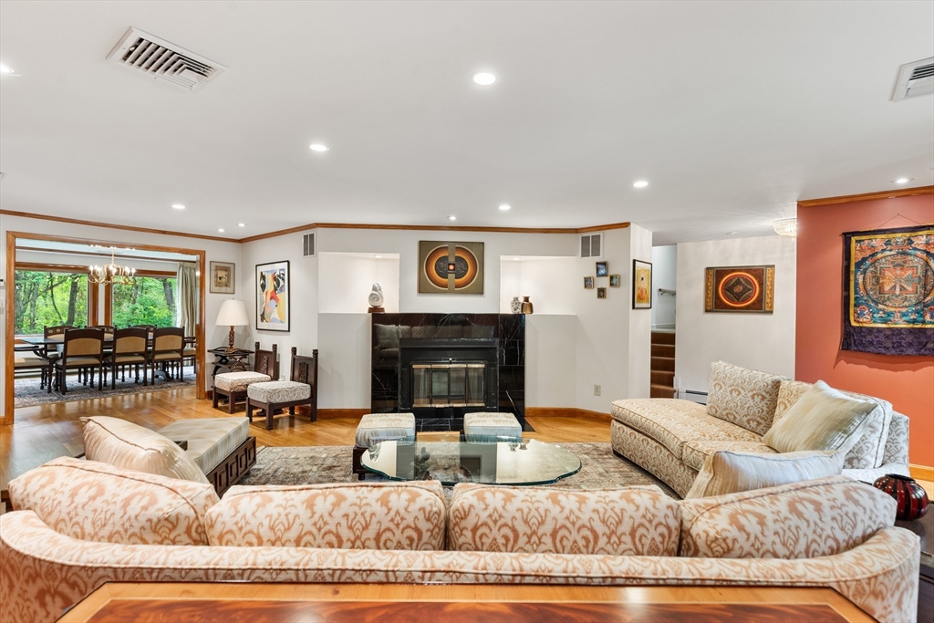 6 Maureen Road Lexington, MA 02420 - Photo 6 of 36