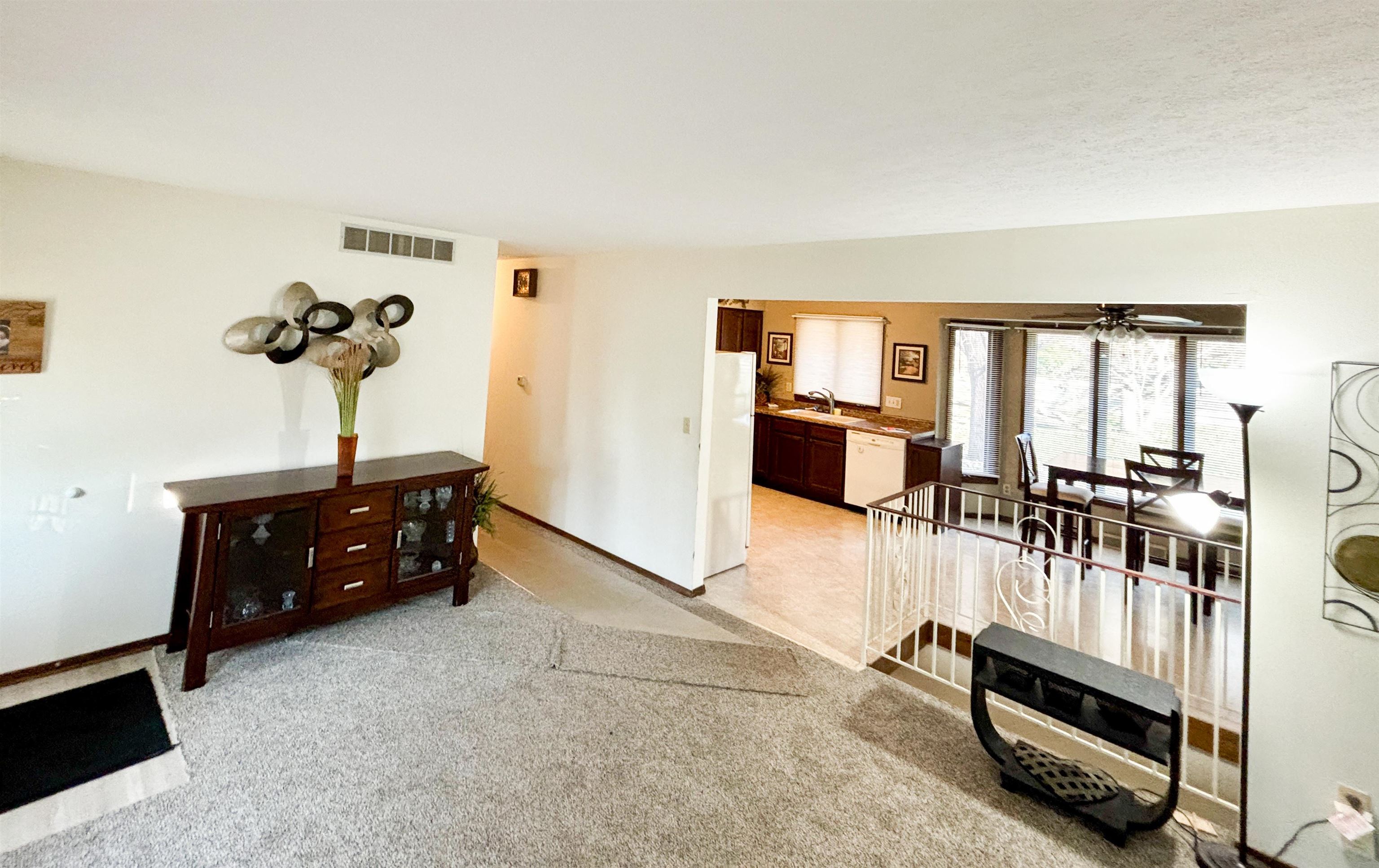 6147 Walnut Grove Road Loves Park, IL 61111 - Photo 5 of 30 Gallery Image 5