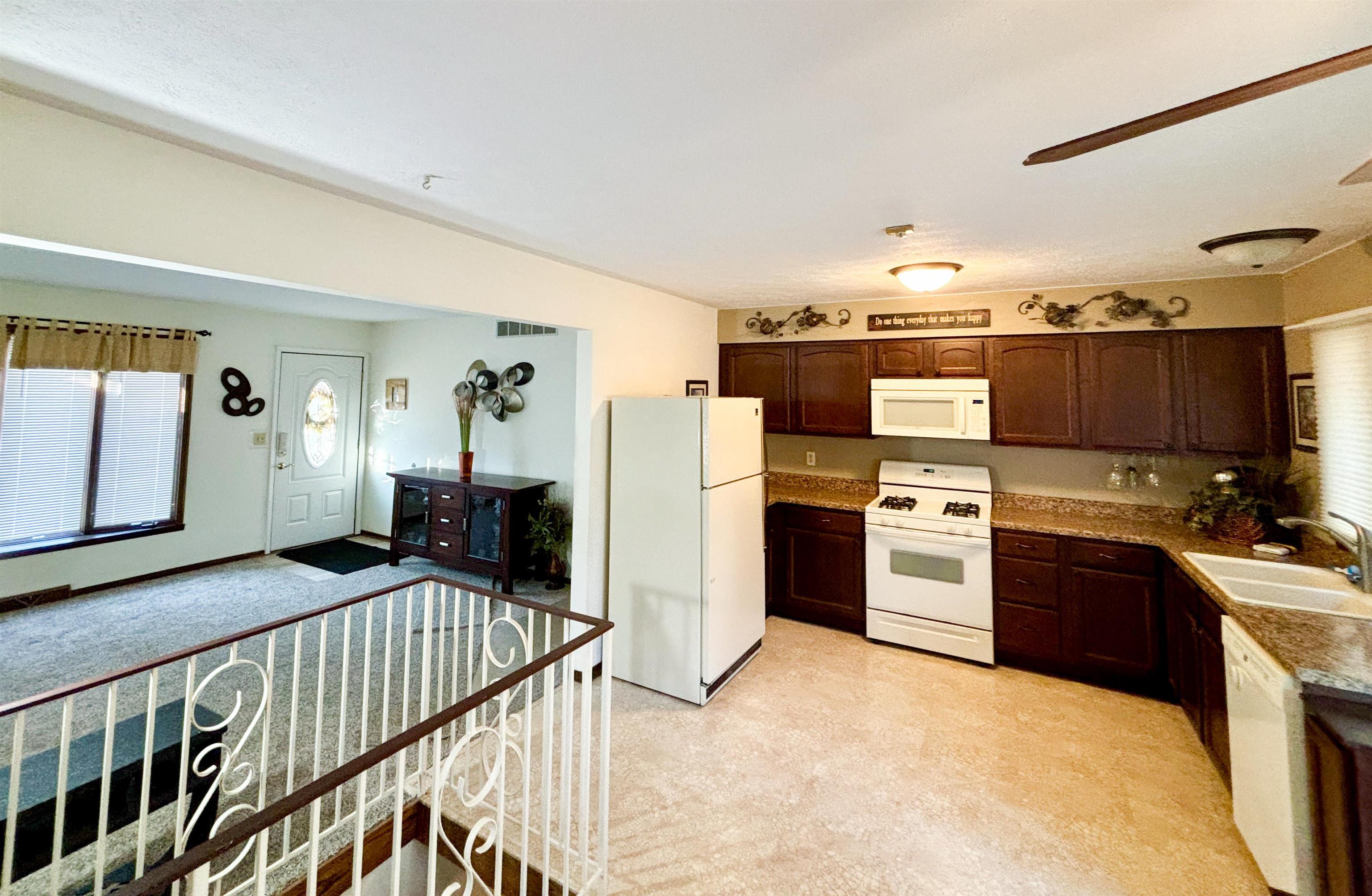 6147 Walnut Grove Road Loves Park, IL 61111 - Photo 10 of 30 Gallery Image 10