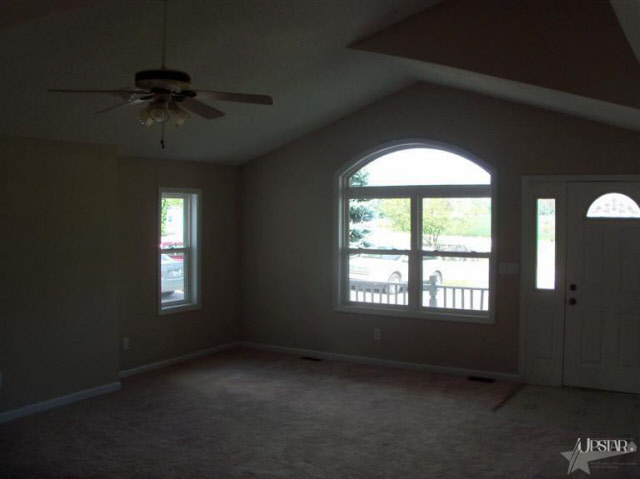 1317 Lima Road Kendallville, IN 46755 - Photo 5 of 13