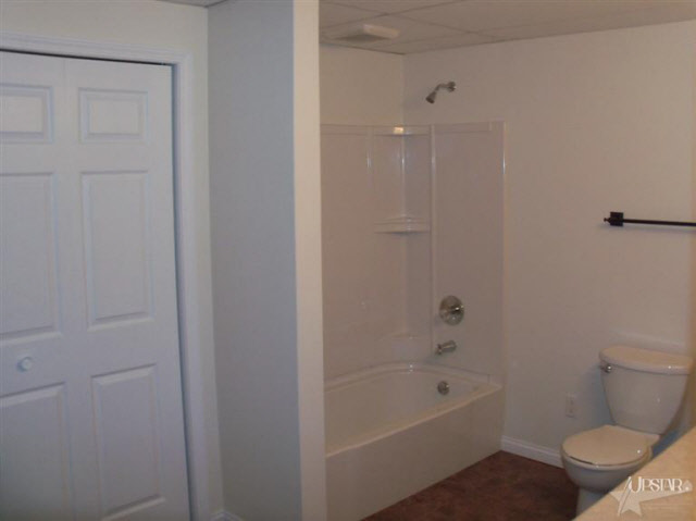 1317 Lima Road Kendallville, IN 46755 - Photo 8 of 13