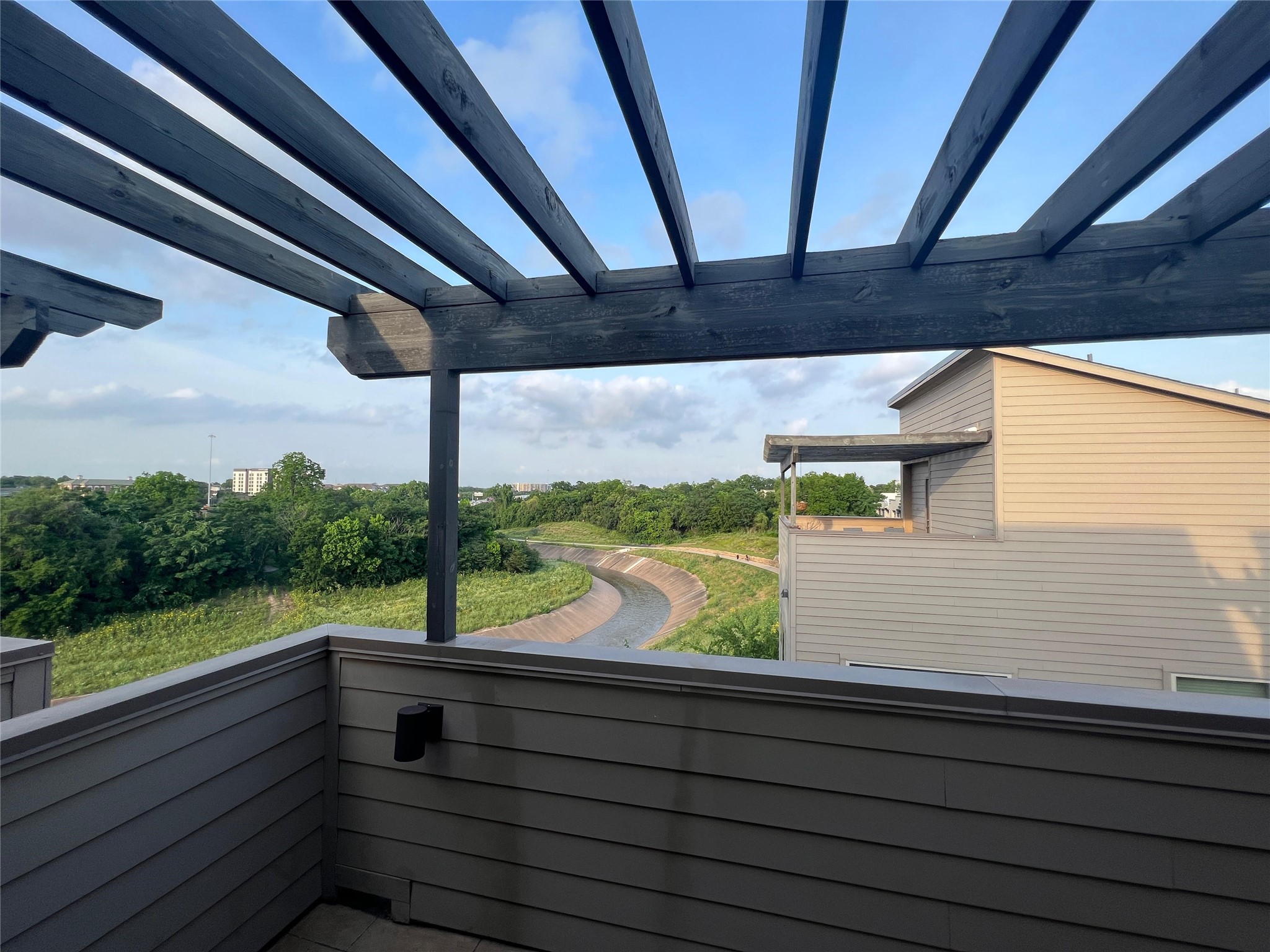 194 Harvard Street Houston, TX 77007 - Photo 40 of 43 a view of sitting area