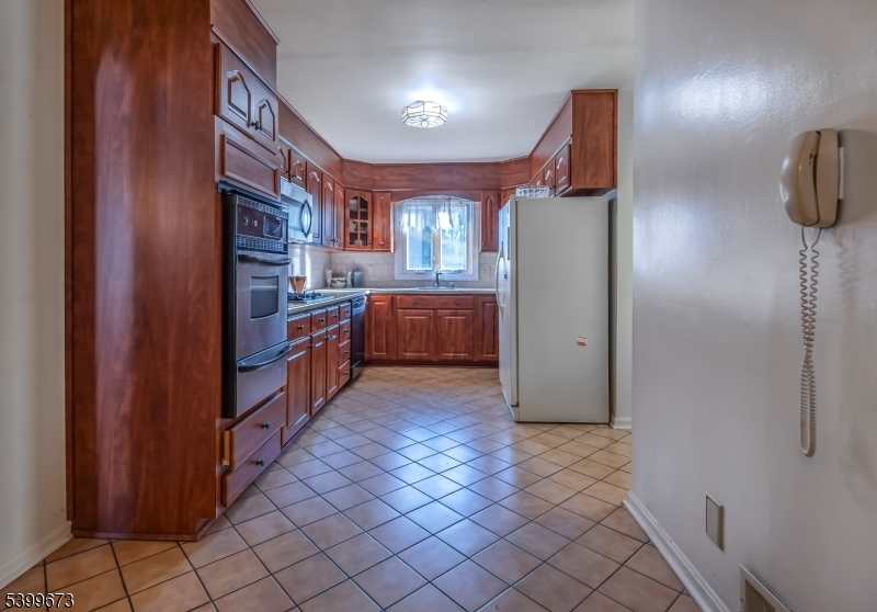 2 Orchard Road Florham Park, NJ 07932 - Photo 9 of 25