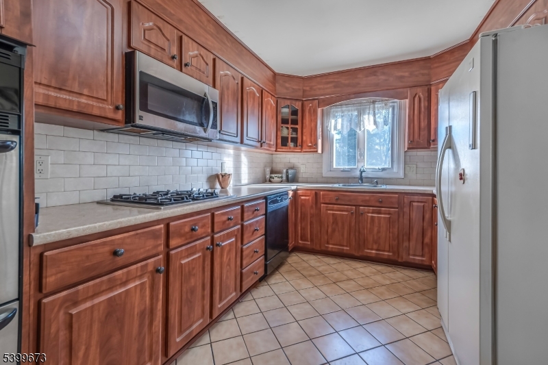 2 Orchard Road Florham Park, NJ 07932 - Photo 10 of 25