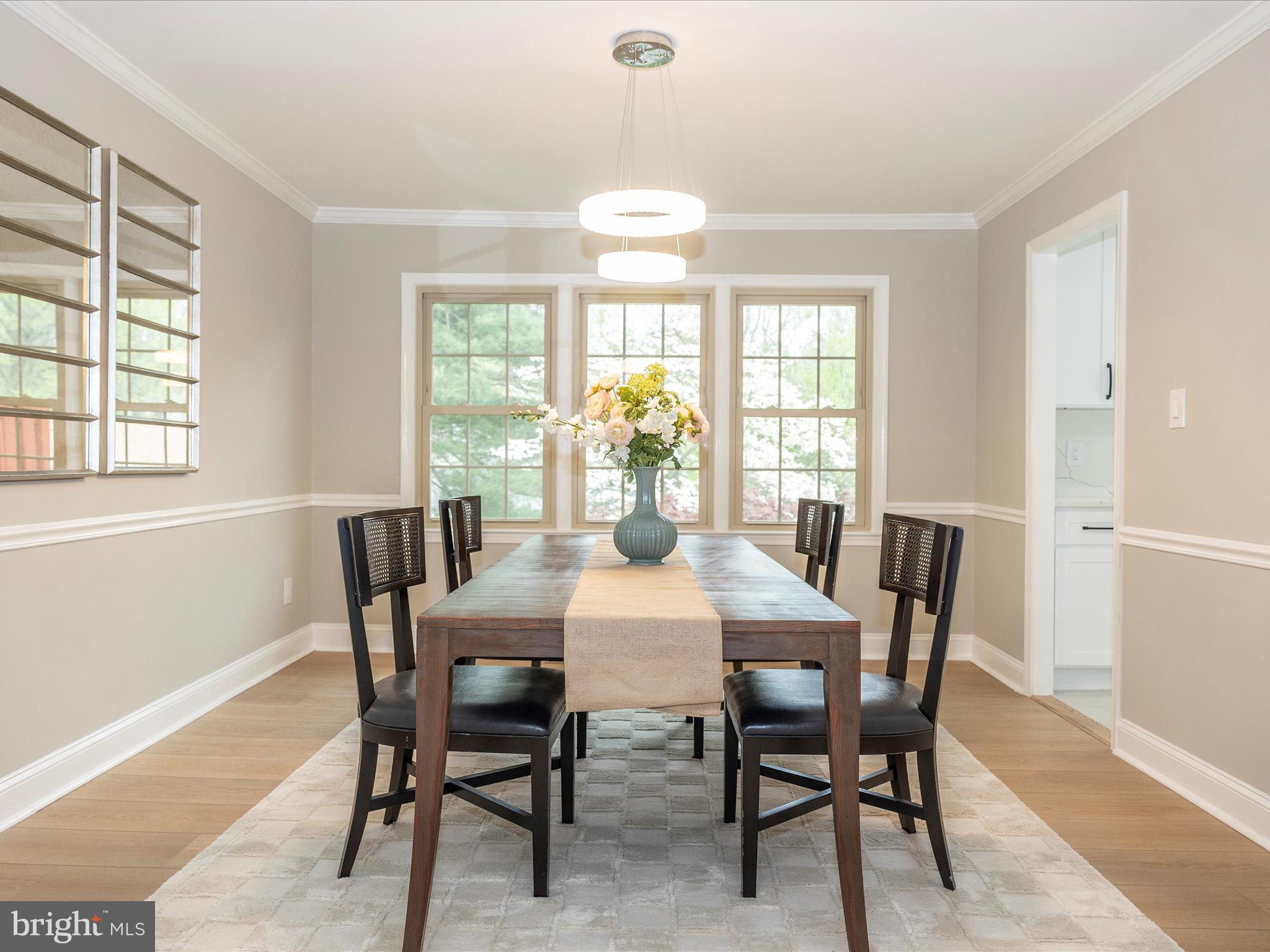 9317 Reach Road Potomac, MD 20854 - Photo 8 of 59 Dining Room Detail