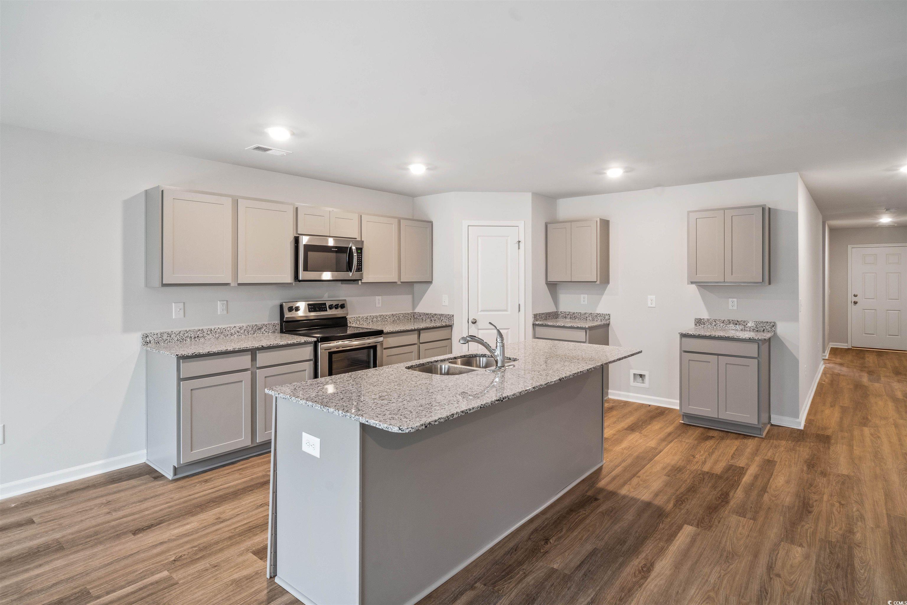 981 Cherrystone Loop Conway, SC 29526 - Photo 2 of 40