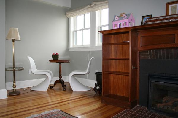 575 Tuckerman Avenue, Unit P Middletown, RI 02842 - Photo 15 of 30 a view of a workspace with furniture and a window