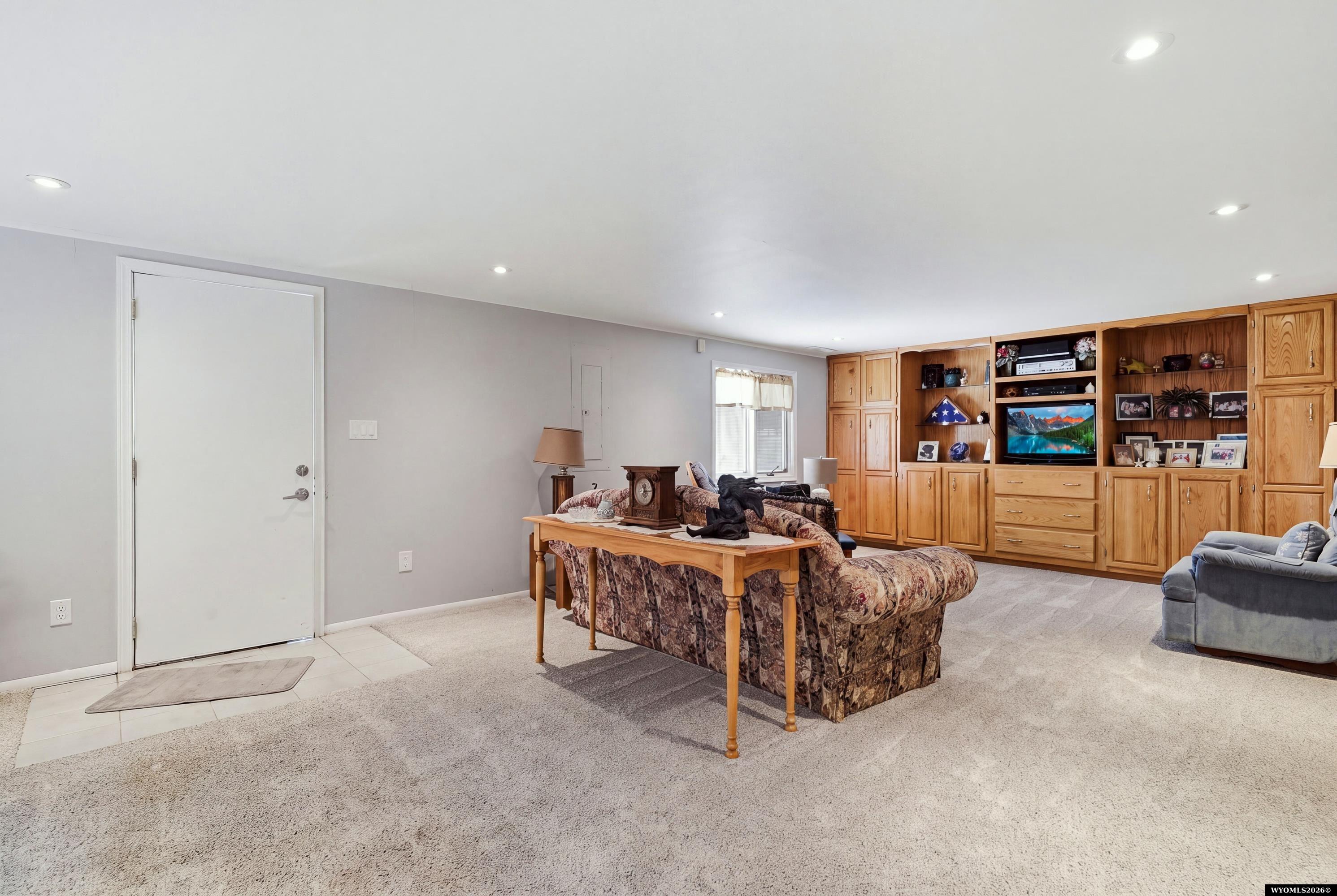 3865 Ridgecrest Drive Casper, WY 82604 - Photo 16 of 24 Gallery Image 16
