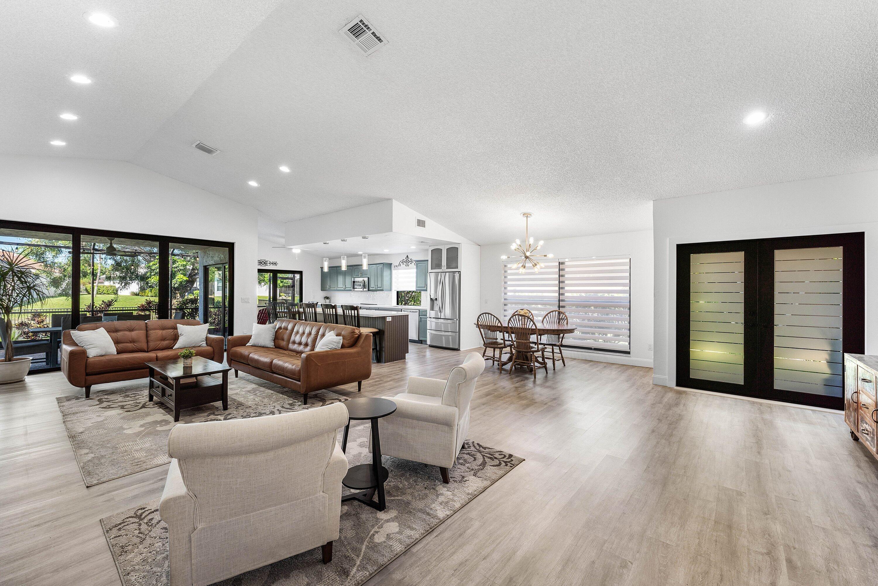 11074 Highland Circle Boca Raton, FL 33428 - Photo 3 of 42 020-11074HighlandCircle-BocaRaton-FL-334