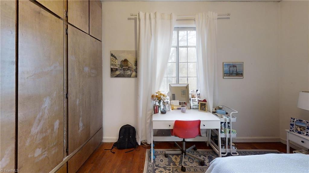 412 Dixie Trail Raleigh, NC 27607 - Photo 13 of 26