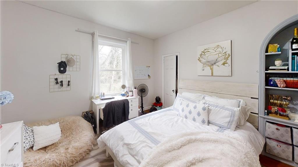 412 Dixie Trail Raleigh, NC 27607 - Photo 14 of 26