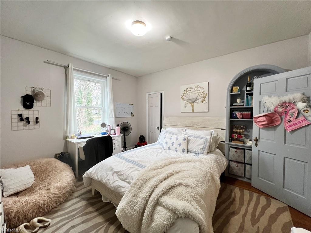 412 Dixie Trail Raleigh, NC 27607 - Photo 20 of 26