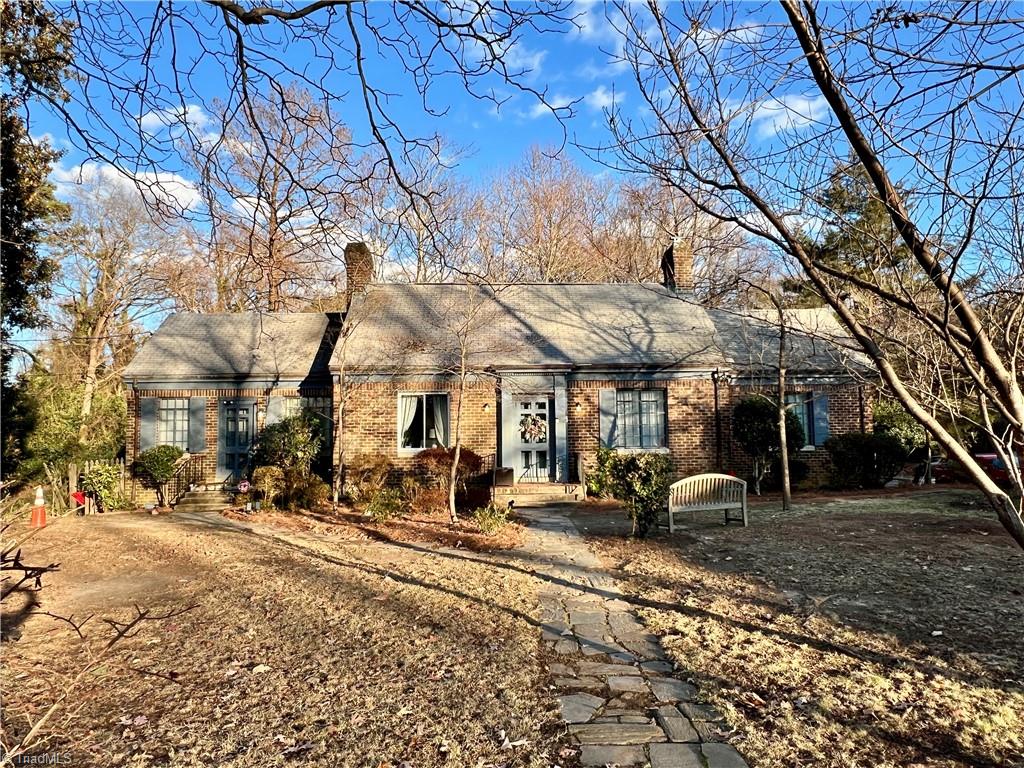 412 Dixie Trail Raleigh, NC 27607 - Photo 2 of 26