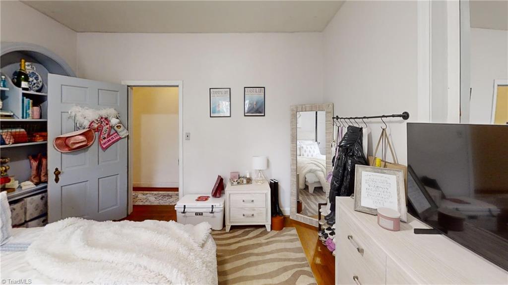 412 Dixie Trail Raleigh, NC 27607 - Photo 7 of 26