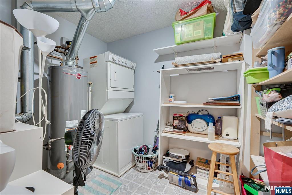 202 Prestwick Way, Unit 202 Edison, NJ 08820 - Photo 30 of 34