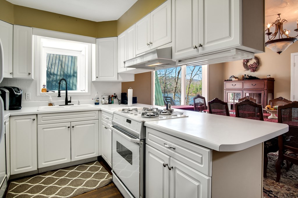 82 Avisco Road Robbinsville, NC 28771 - Photo 12 of 77