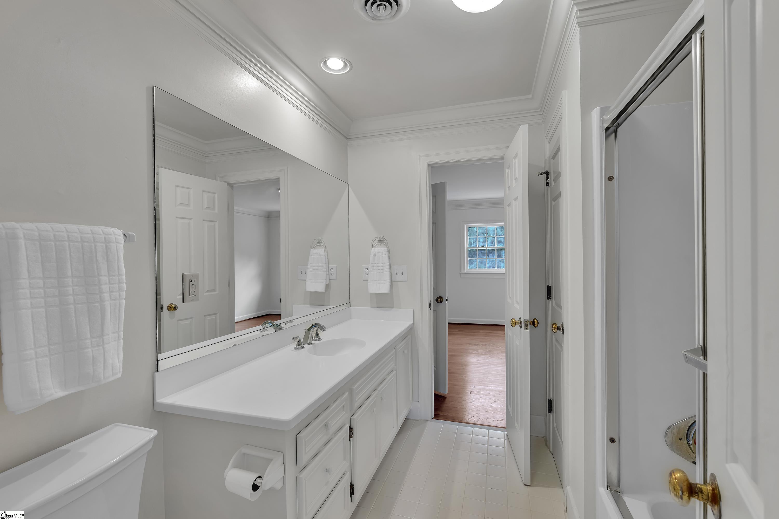 20 Hollow Hill Road Greenville, SC 29607 - Photo 34 of 48