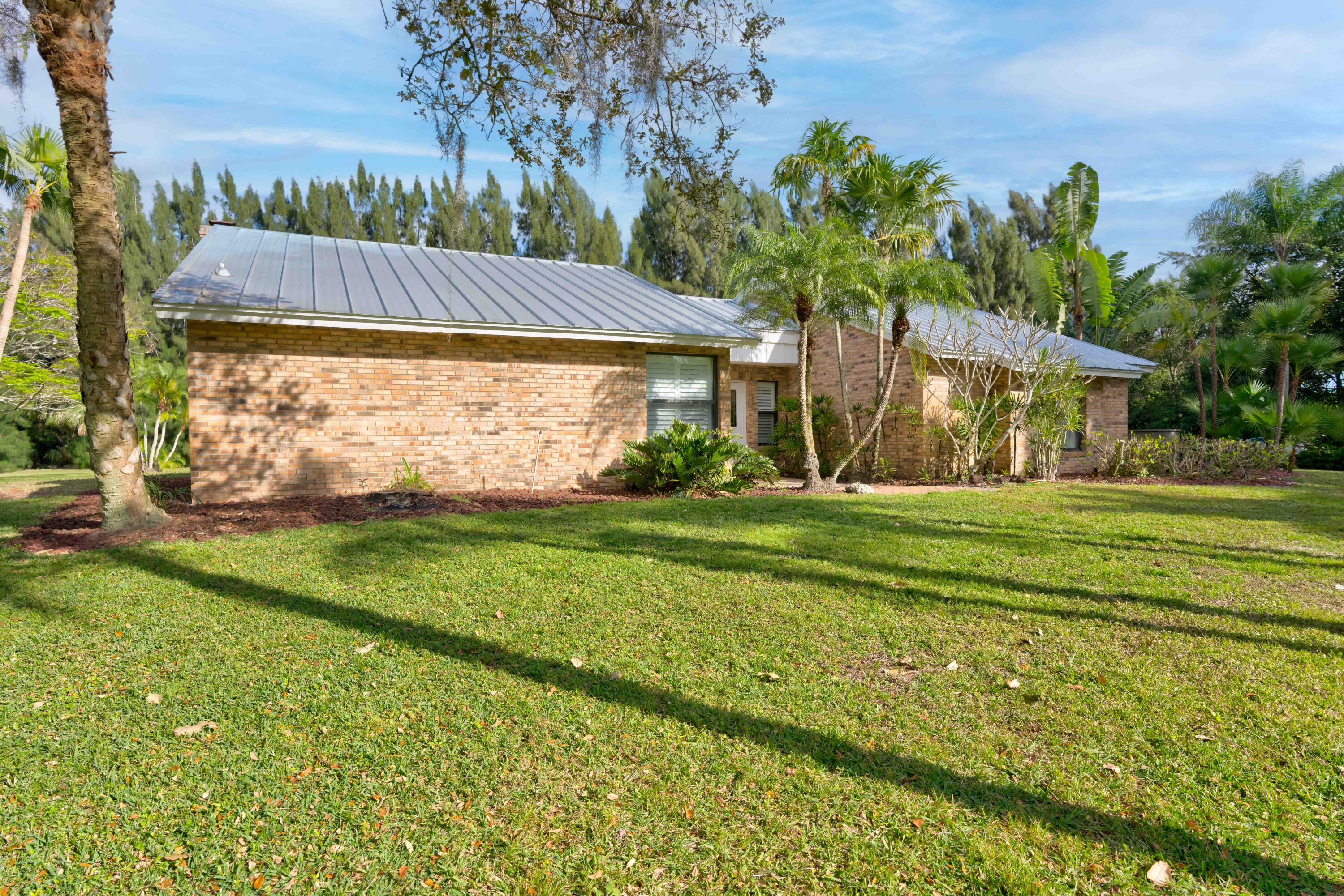 17107 Jupiter Farms Road Jupiter, FL 33478 - Photo 3 of 51 21__mlp4040_1_2_3_4