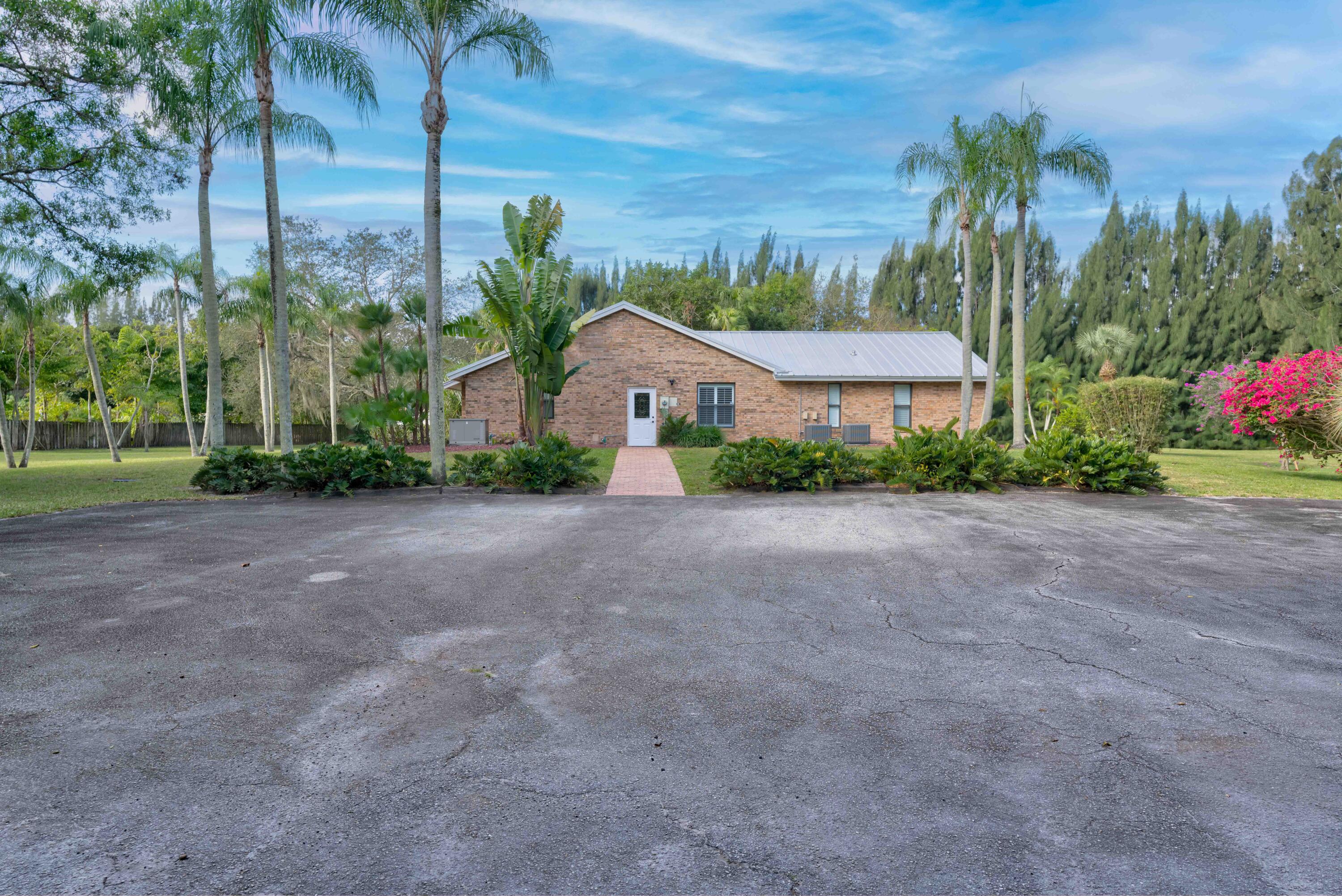 17107 Jupiter Farms Road Jupiter, FL 33478 - Photo 46 of 51 14__mlp4000_1_2_3_4