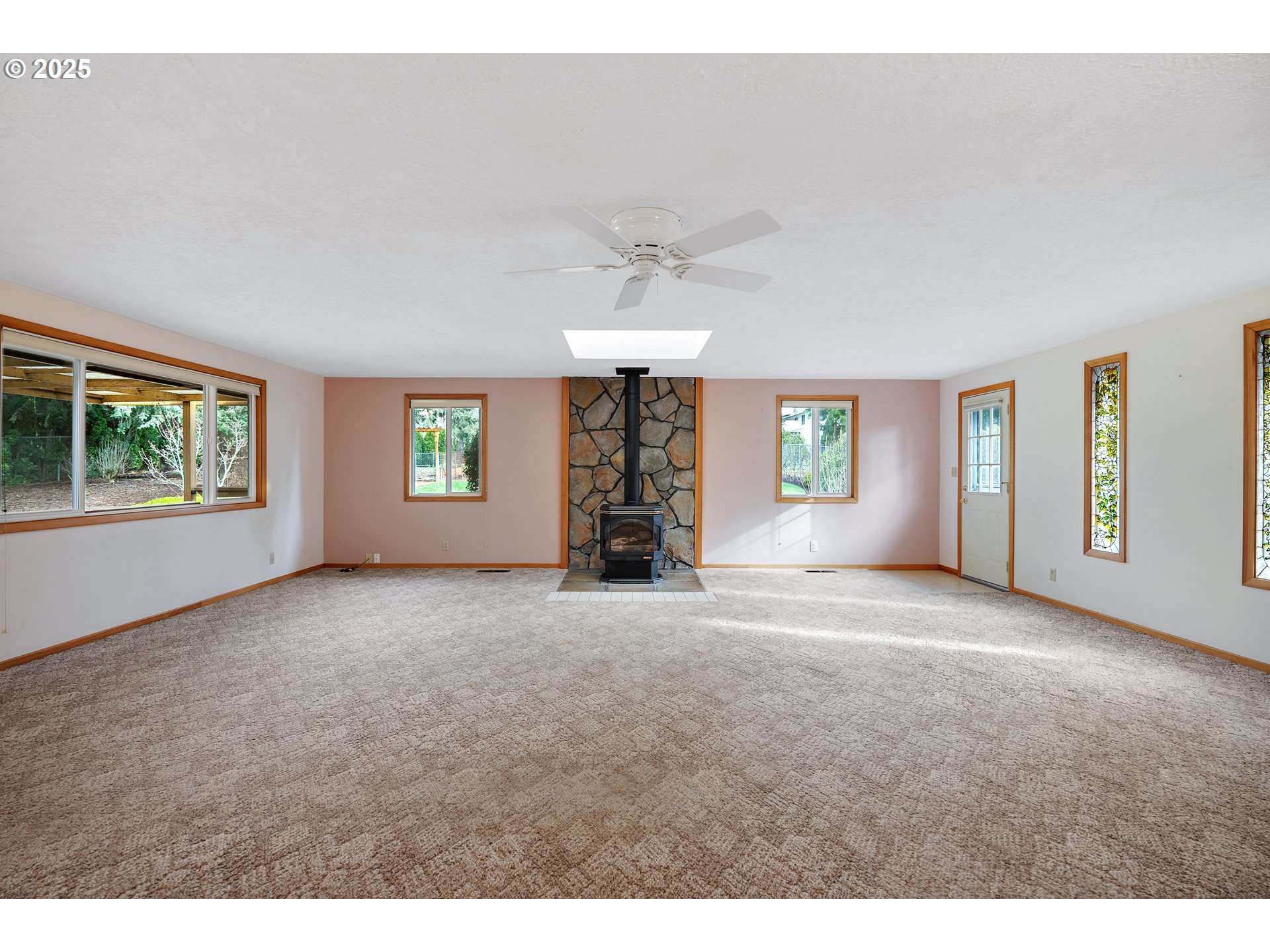 16425 South Henrici Road Oregon City, OR 97045 - Photo 17 of 36