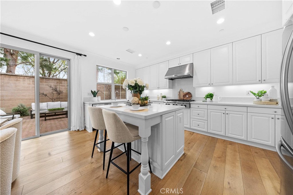 230 Shelbourne Irvine, CA 92620 - Photo 11 of 32