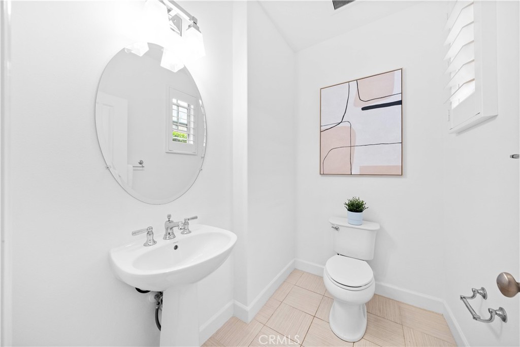 230 Shelbourne Irvine, CA 92620 - Photo 12 of 32