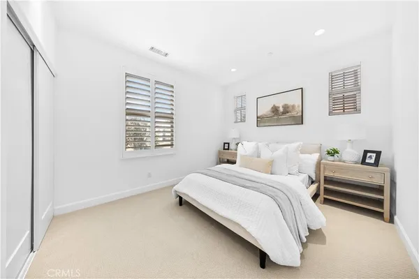 $2,390,000 | 230 Shelbourne, Irvine, CA 92620