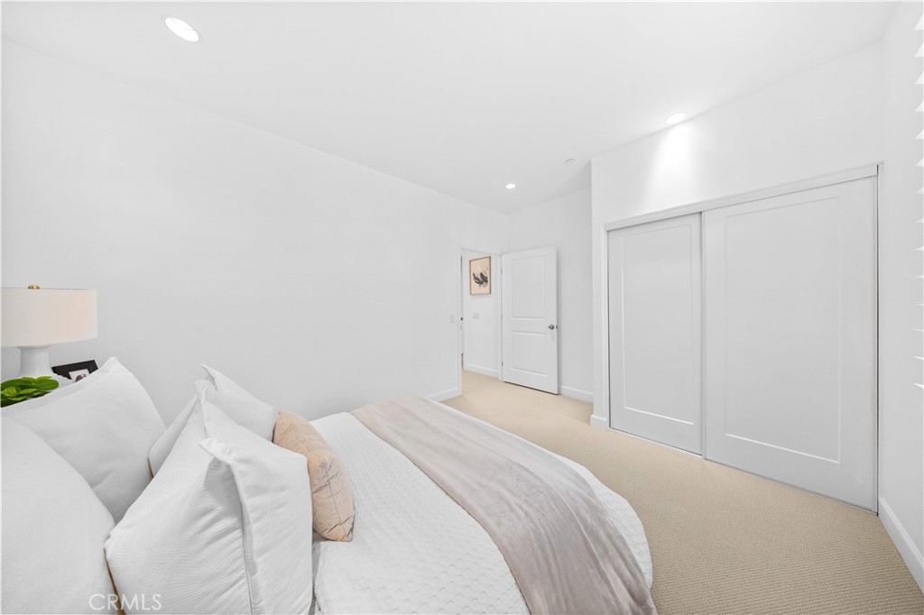 230 Shelbourne Irvine, CA 92620 - Photo 18 of 32